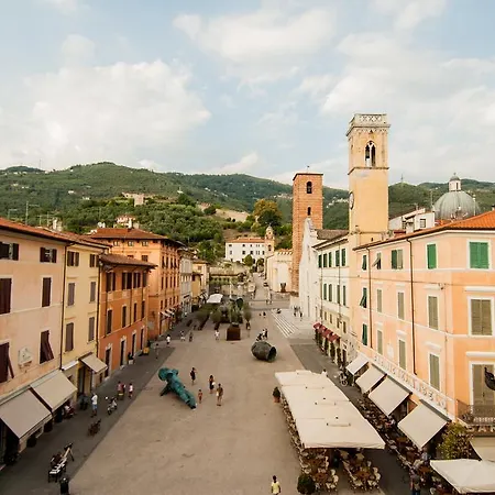 Le Suites Della Rocca *