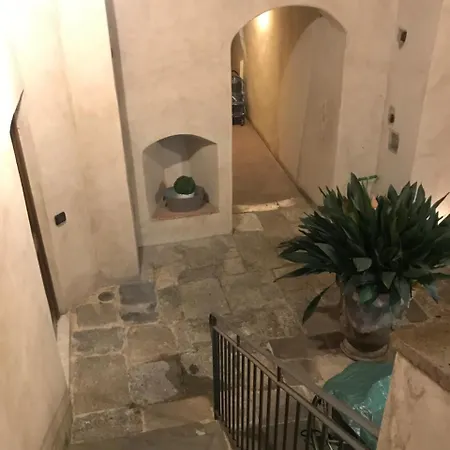 דירה Le Suites Della Rocca *